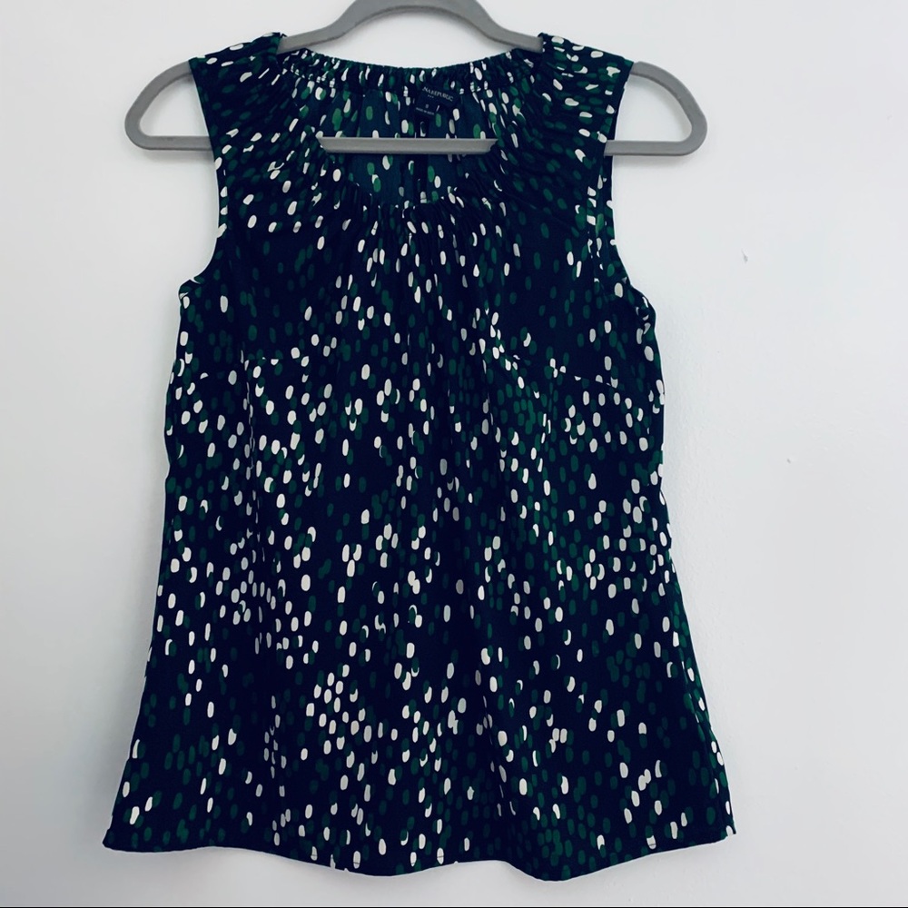 NEW Banana Republic Sleeveless Navy Dots Top S